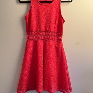 Pretty mid sight summer dress